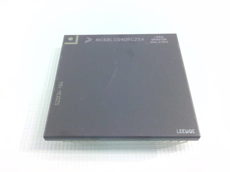 NXP SEMICONDUCTOR MC68LC040RC25A