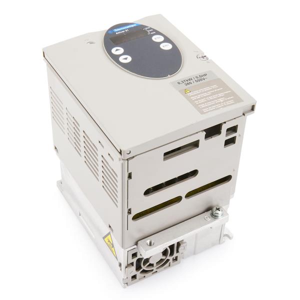 SCHNEIDER ELECTRIC ATV31H037N4