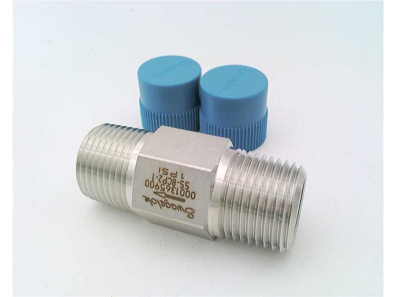 SWAGELOK SS-8CP2-1