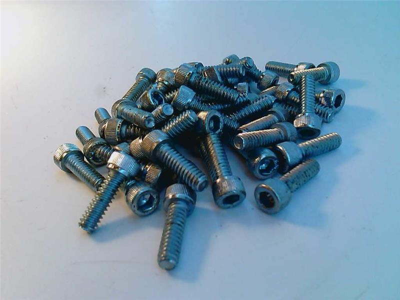 SOCKET SOURCE SHA-10C010Z