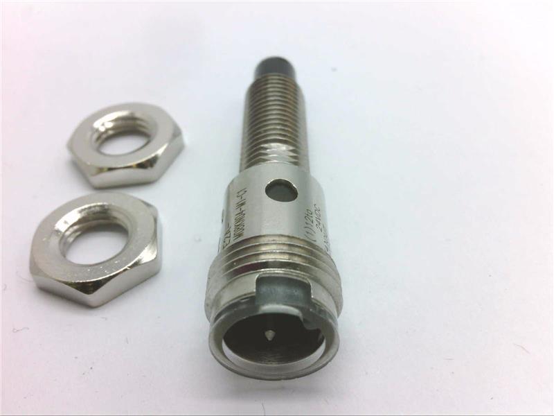 OMRON E2A-M08KN04-M1-C1