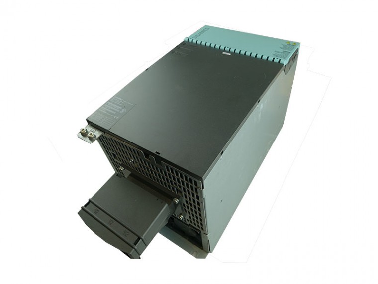 SIEMENS 6SL3120-1TE32-0AA0