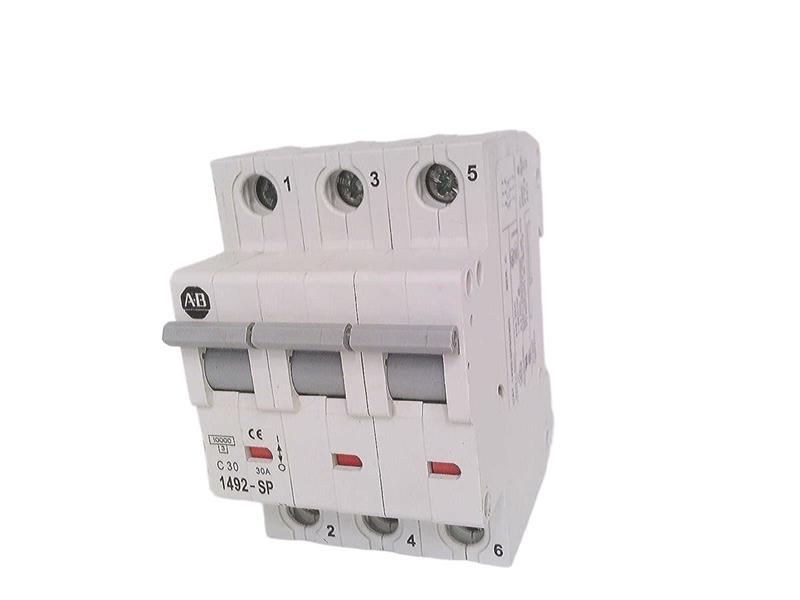 ALLEN BRADLEY 1492-SP-3-C300