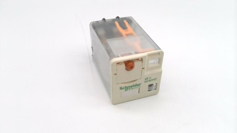 SCHNEIDER ELECTRIC RUMF3AB2E7
