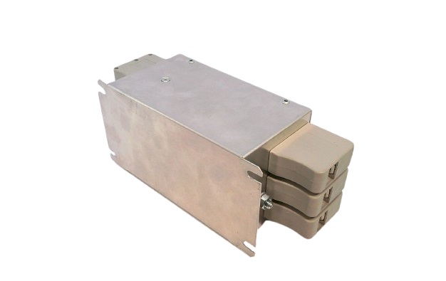 TE CONNECTIVITY FN3270H-65-34