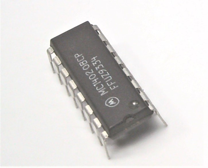 NXP SEMICONDUCTOR MC14020BCP