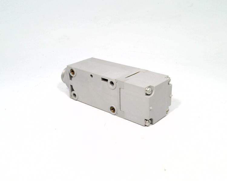 ALLEN BRADLEY 880L-RA1P