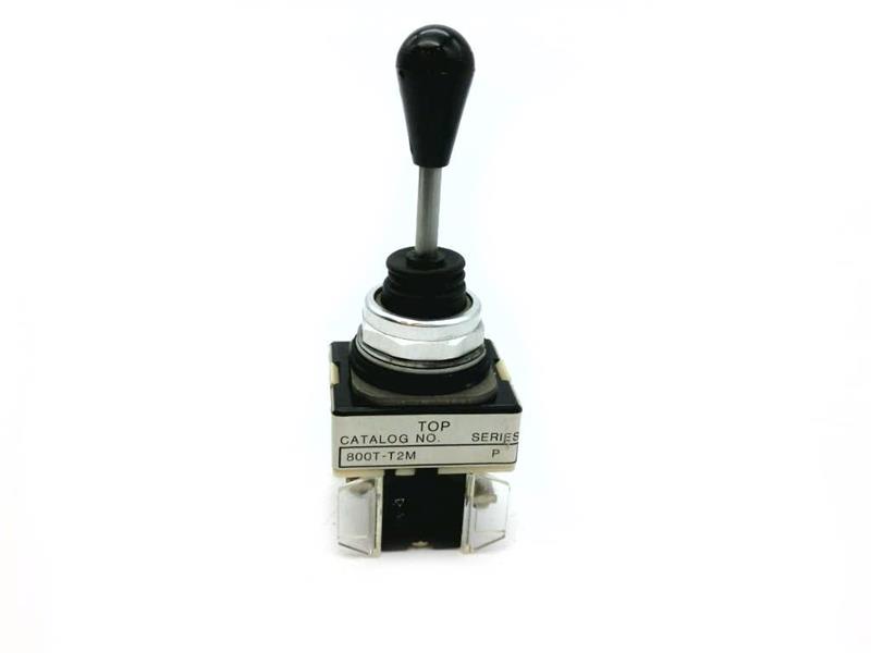 ALLEN BRADLEY 800T-T2MB21