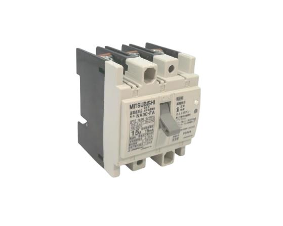MITSUBISHI NV30-FA 3P 15A 100-200V 15MA