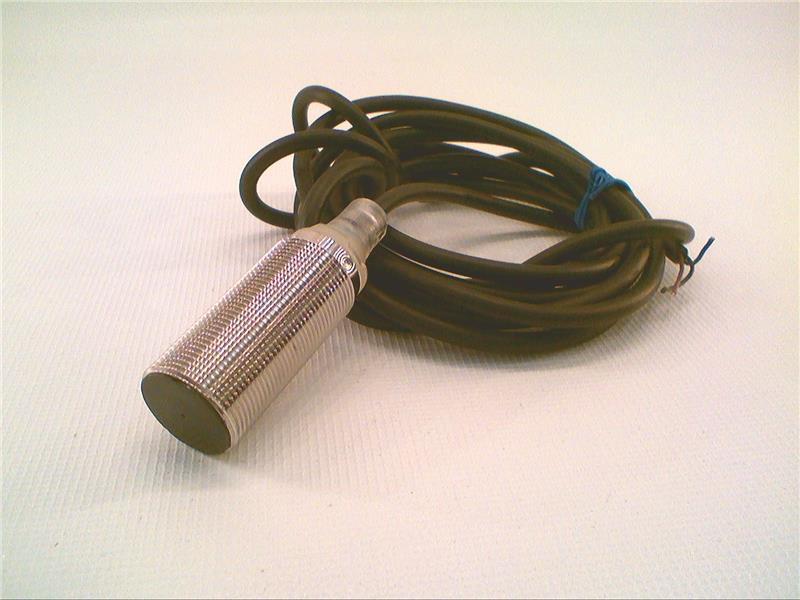 OMRON E2B-M18KS08-WP-C1