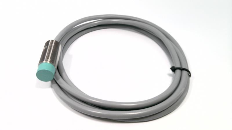 PEPPERL & FUCHS NJ8-18GM50-E2