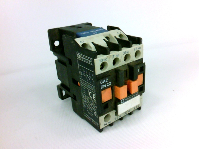 SCHNEIDER ELECTRIC CA2-DN22P7