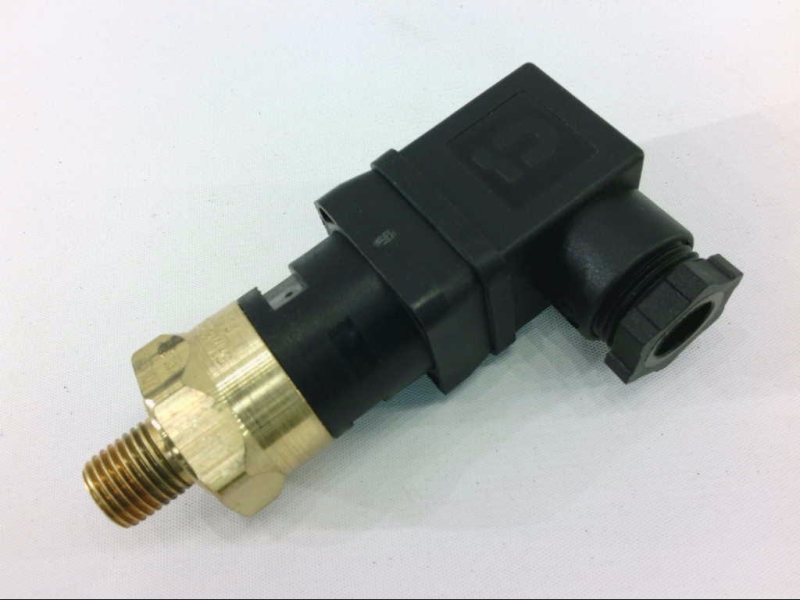 PS82-20-4MNB-C-HC by GEMS SENSORS