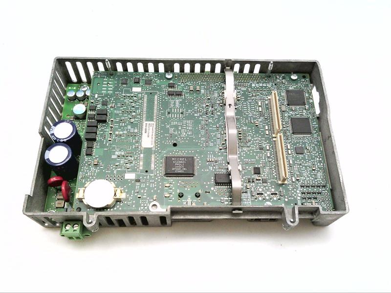 ALLEN BRADLEY 2711P-RP8D