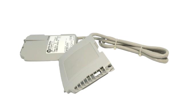 ALLEN BRADLEY 1769-CRL3