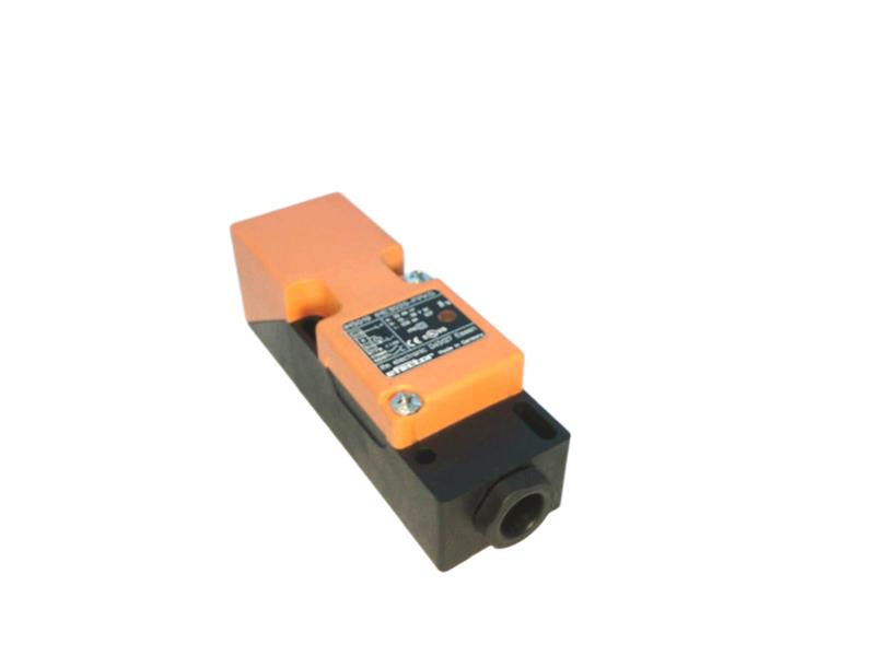 EFECTOR IME3020-FPKG-IM5019