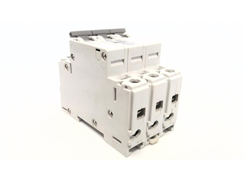 ALLEN BRADLEY 1492-CB3H500