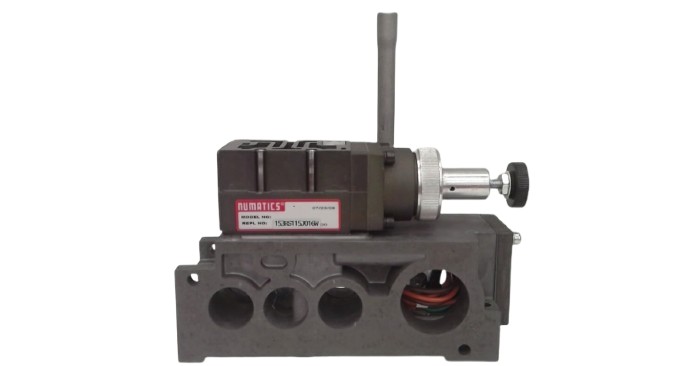 153RS115J016W00 by ASCO