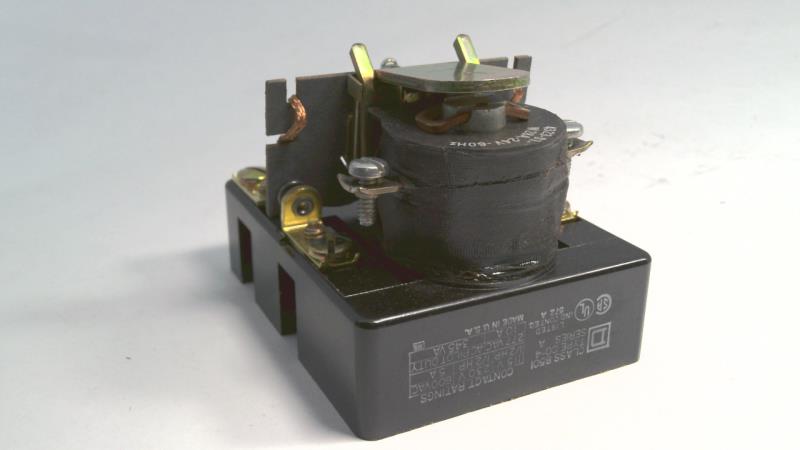 SCHNEIDER ELECTRIC 8501-CO4-V14