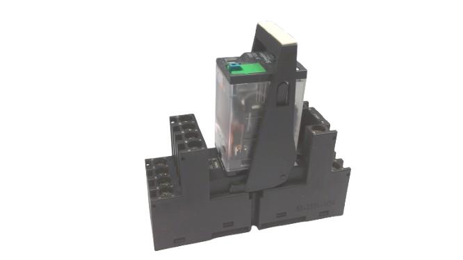 SCHNEIDER ELECTRIC RXM4AB1BDPVM