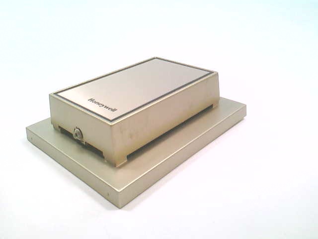 HONEYWELL T7047C1009