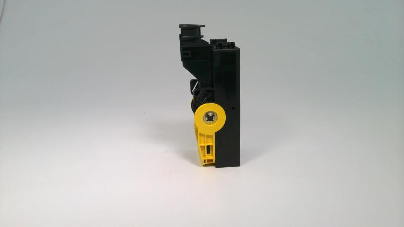 TE CONNECTIVITY 1-1418883-1