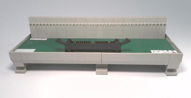 ALLEN BRADLEY 1492-IFM40F-2
