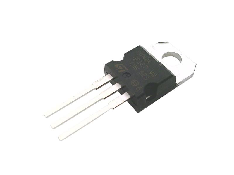 ST MICRO TIP42A