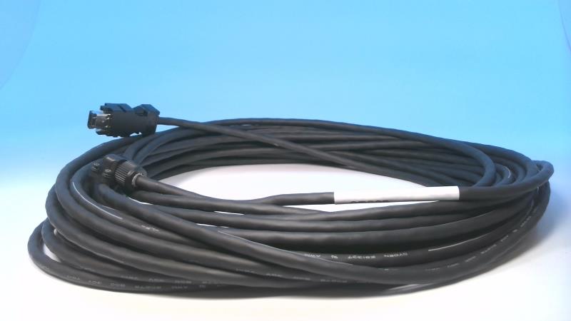 OMRON R88A-CR1A015CF