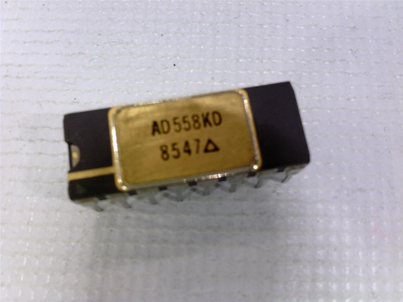 AD558KD by ANALOG DEVICES