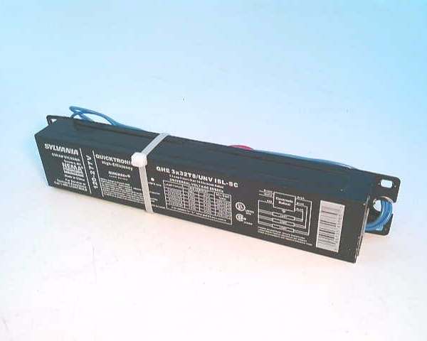 OSRAM QHE-3X32T8/UNV-ISL-SC