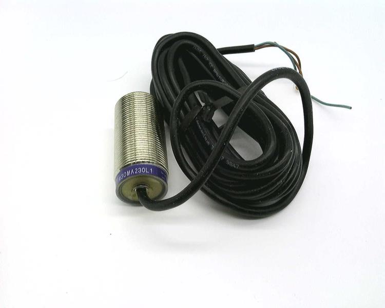 SCHNEIDER ELECTRIC XS1M30MA230L1