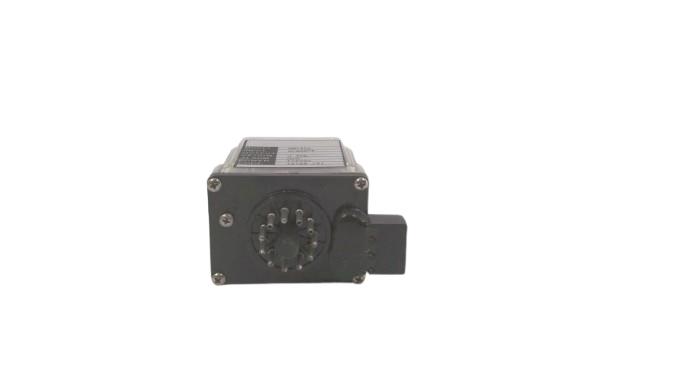 WILKERSON INSTR CO MM1220 (0/600 F-H/H-115VAC-J T/C)