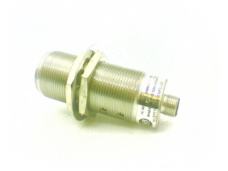 ALLEN BRADLEY 871TM-DN10NP30D4