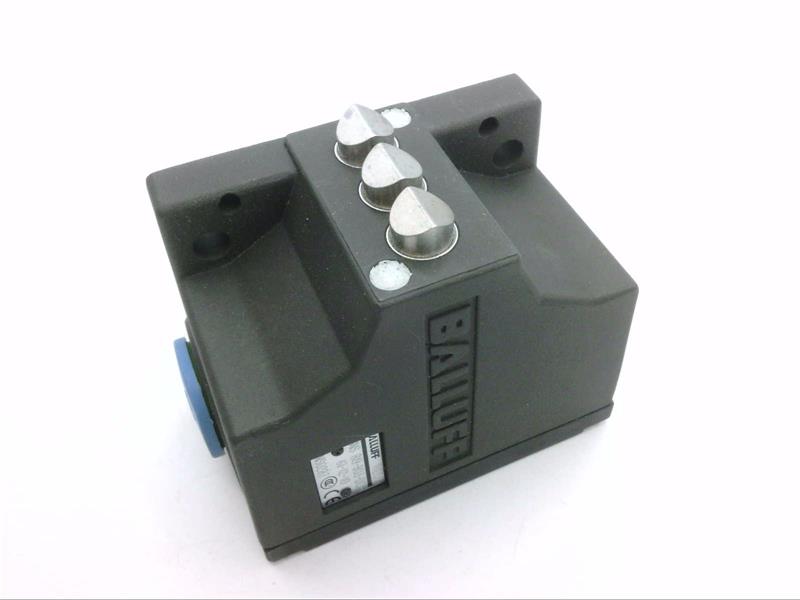 BALLUFF BNS 819-B03-D12-61-12-10