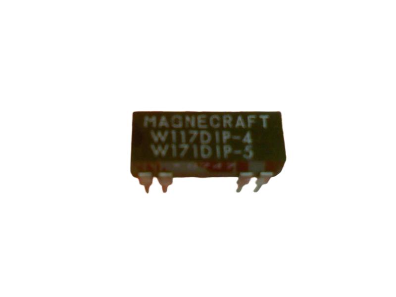 W117DIP-4 by SCHNEIDER ELECTRIC