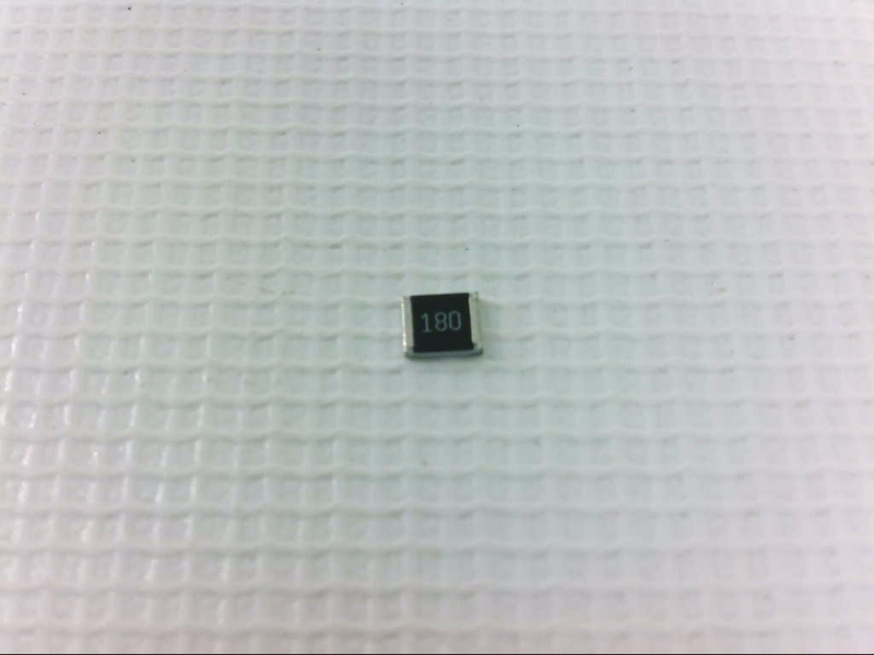 GENERIC R18X033WSM1210