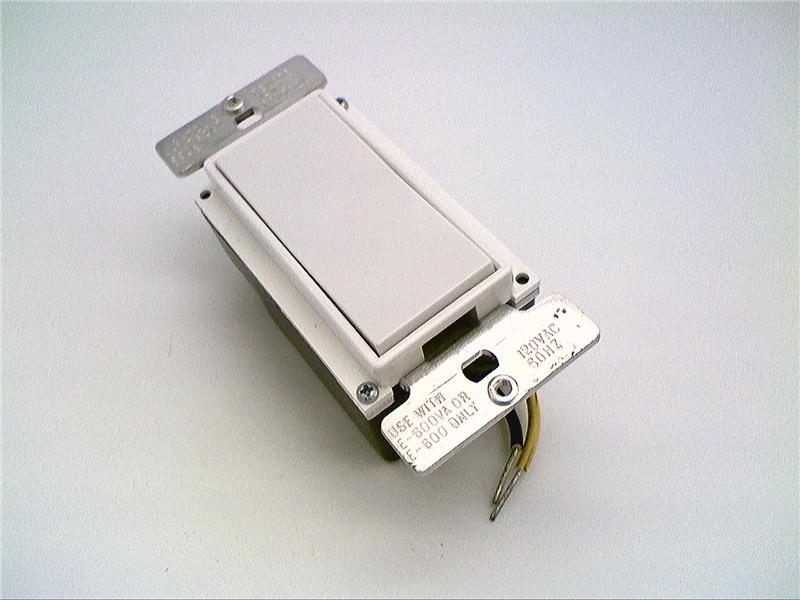 ER-3-W by LIGHTOLIER