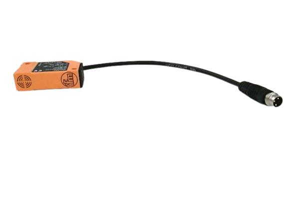 EFECTOR IN-3004-BPKG/0,15M/AS-IN5380