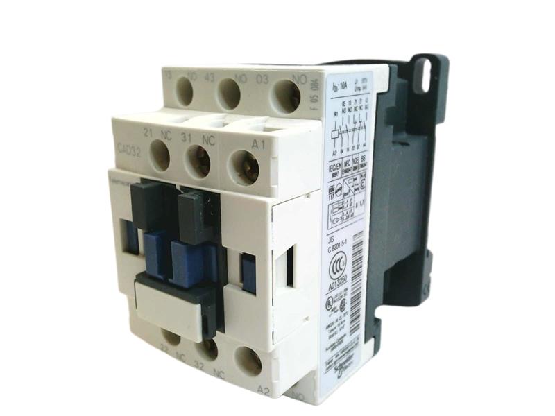 CAD32FE7 by SCHNEIDER ELECTRIC