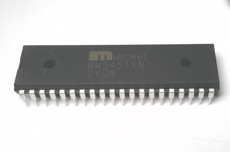 MICROCHIP TECHNOLOGY INC MM5451YN