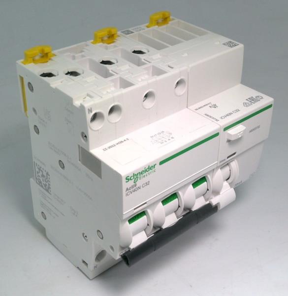 SCHNEIDER ELECTRIC A9DE3732