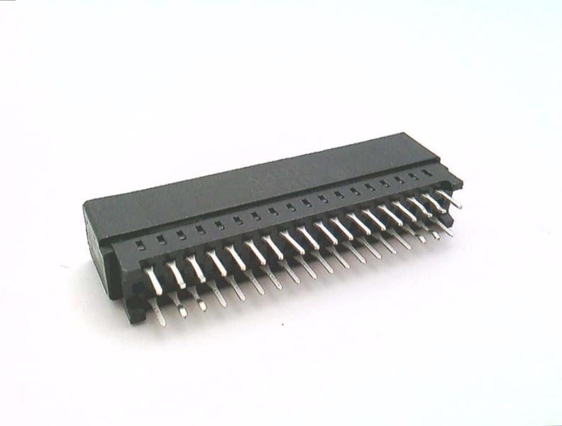 TE CONNECTIVITY 5645235-4