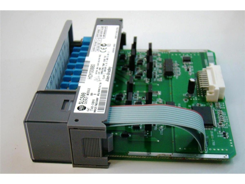 ALLEN BRADLEY 1746-OG16