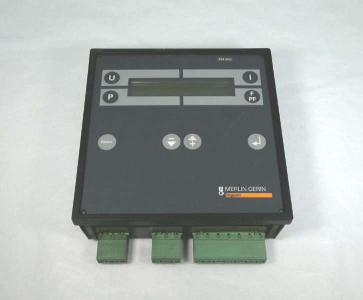 SCHNEIDER ELECTRIC PM300