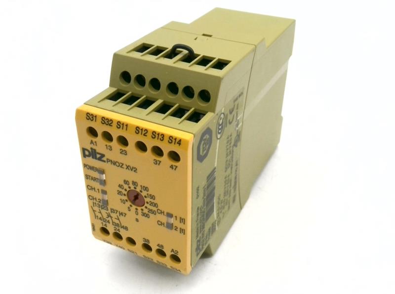 PILZ PNOZ-XV2-300/24VDC-2N/O-2N/OT