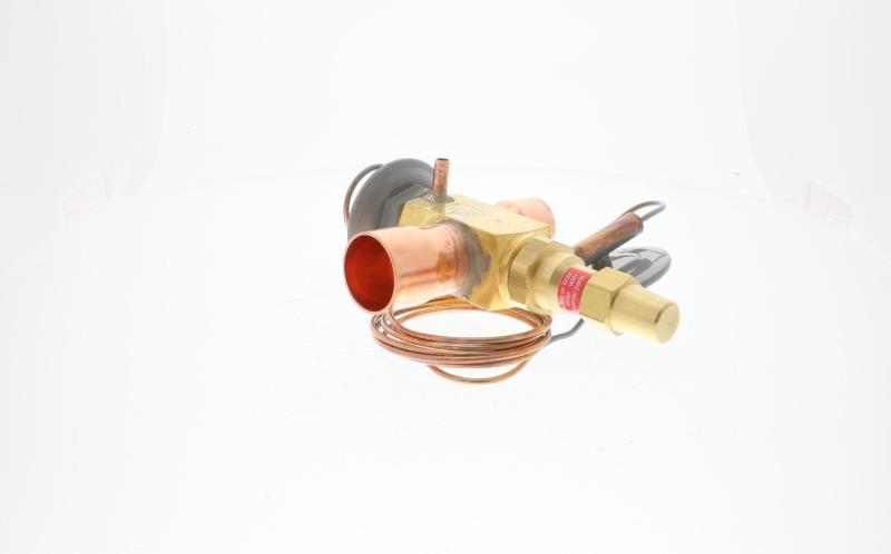 DAIKIN INDUSTRIES 030569006