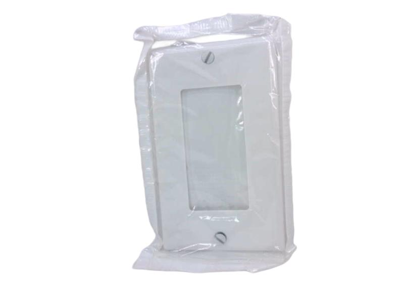 LEVITON R42-80401-W