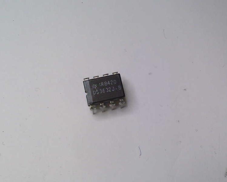 NATIONAL SEMICONDUCTOR DS3632J-8
