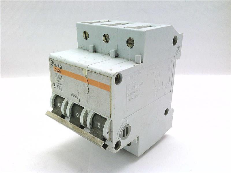 SCHNEIDER ELECTRIC MG21676